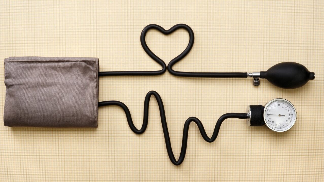 La maladie hypertonique est dangereuse avec les complications cardiovasculaires